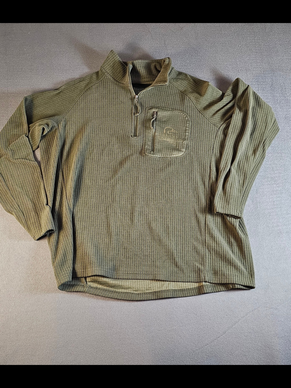 Men's Olive Quarter-Zip Thermal Pullover with Zip Chest Pocket